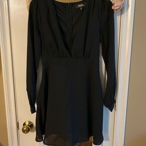 Lulu’s Deep V Little Black Dress